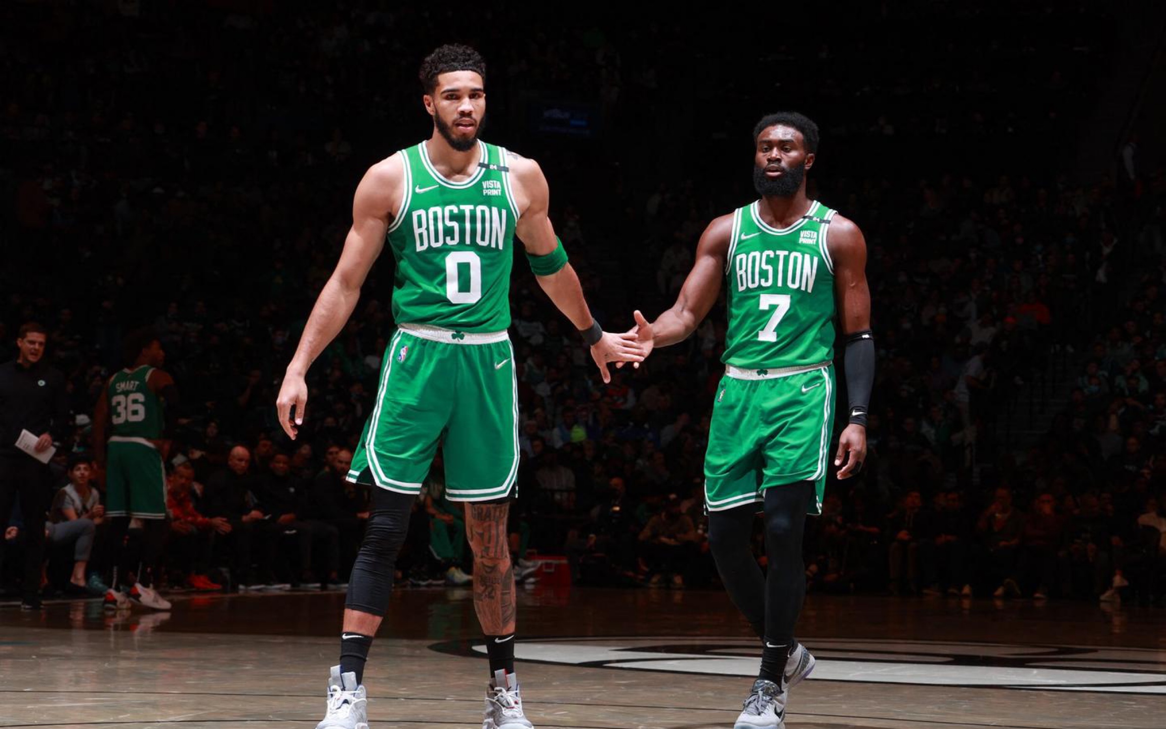 关于塔图姆重返赛场，比赛局势复杂首场状态出色，G2观众沸腾！上演精彩一战的信息-爱游戏