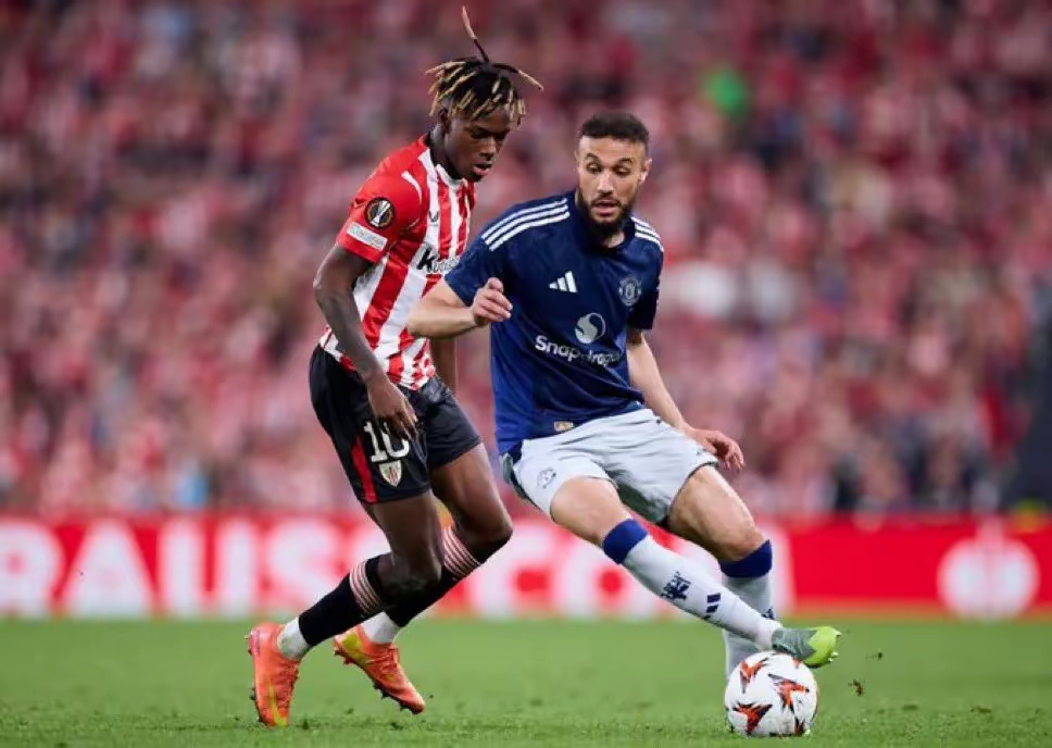 关于风云突变！曼联冲刺阶段完成体检，NBA总决赛版图或变，更衣室稳定，控场能力受关注的信息-爱游戏